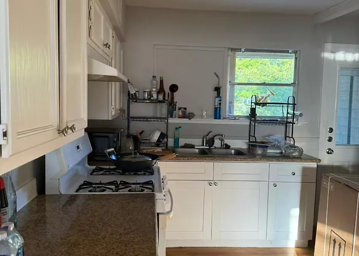 Only 28 Dollars-Air Conditioned Private Room