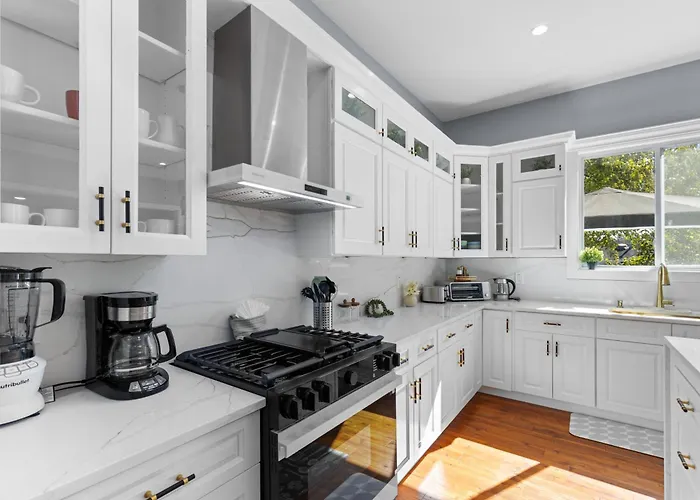 Luxury Awaits In This Stunning, Modern Home