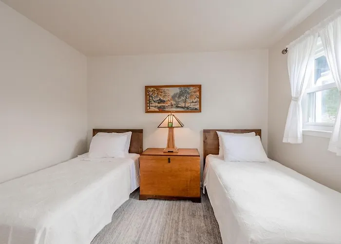 Catskill Gem! Four Bedroom On 20 Quiet Acres