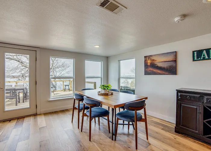 Lake Whitney A-Frame W/ Sunset Views: 4Br, 2Ba