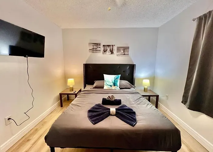 Family Spacious Heated Pool Home 5 Min To Weeki Wachee