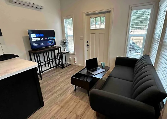 Charming Bright Tiny Home With Stargazing & Yoga Dome Near Yosemite, Groveland, California