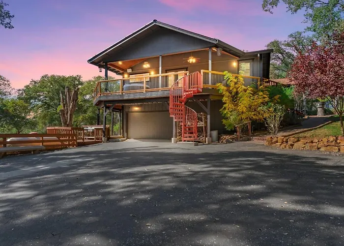 Cozy Lake View 4Bd 2,5Br Retreat In 5 Acres, Hot Tub And More