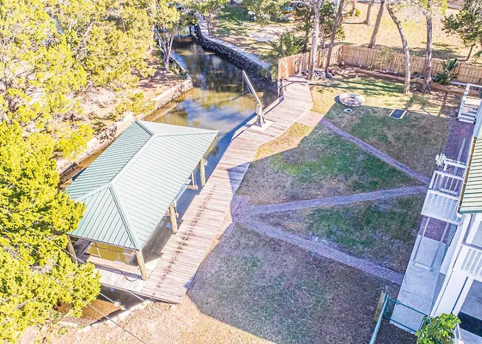 Twin Heron Hideaway Waterfront Ozello Home, Hot Tub, Kayaks, Firepit, Boat House, Sleeps 6, Amazing Views From The Living Room, Professionally Designed! Weber Grill Available, Allows 1 Dog With Addl Fee