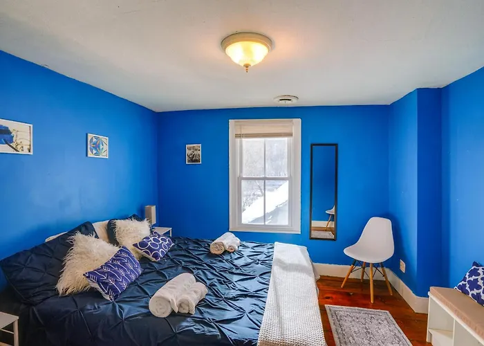Historic Family Retreat On The At & Housatonic!
