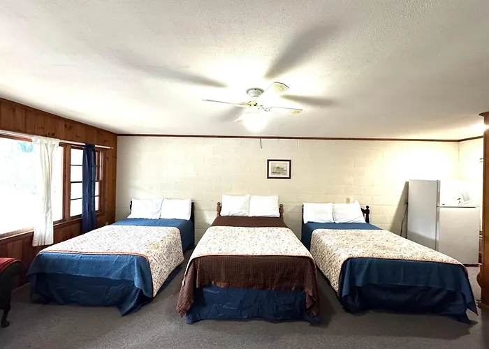 Parkview Lodge & Cabins