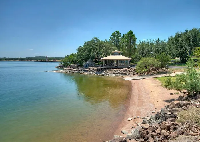 Luxurious Lakefront Estate: Spectacular Views And 600-Ft Private Jetty & Boat Ramp