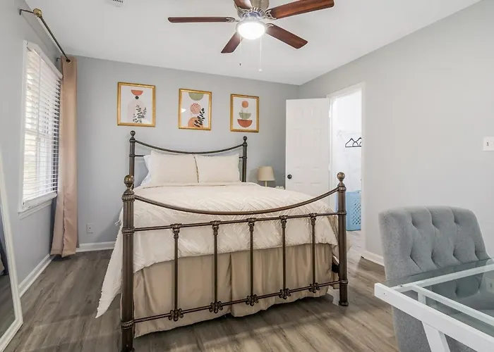 Comfortable 30 Day Home For Families, Relocation, Work Stays