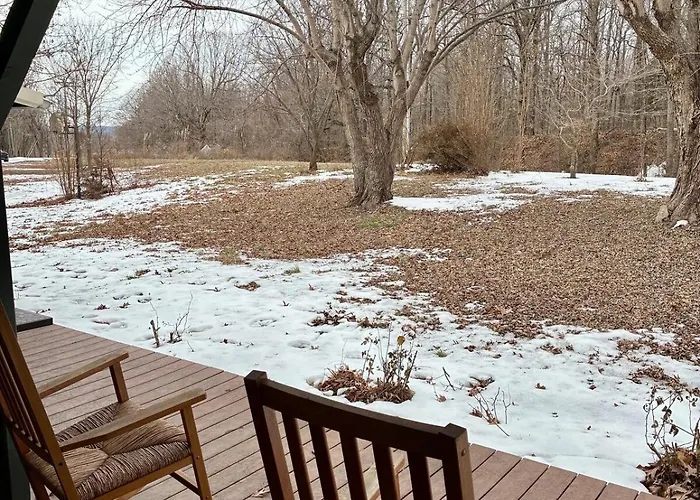 Modern Country Retreat, 3Br, Fiber Wi-Fi