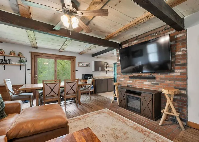 Cozy Nh Retreat L Hot Tub 25Min To Loon