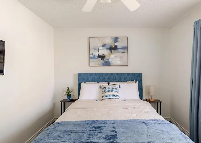 Tx Home Away Large Patio, Smart Tvs, Fast Wifi