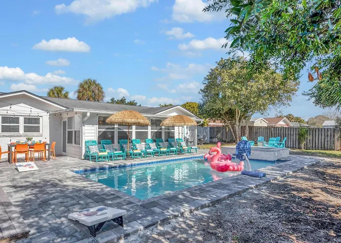 Seaside Paradise - Pool! Spa! Game Room! 12 Beds!