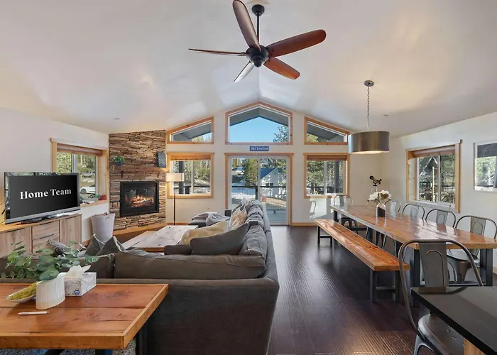 Mountain Retreat - Sleeps 7 - Canoe - Fireplace