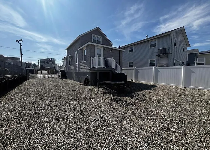 Affordable Bayside Retreat In Ship Bottom