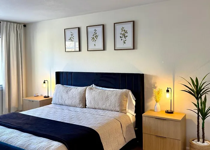 25-Min Monterey Retreat