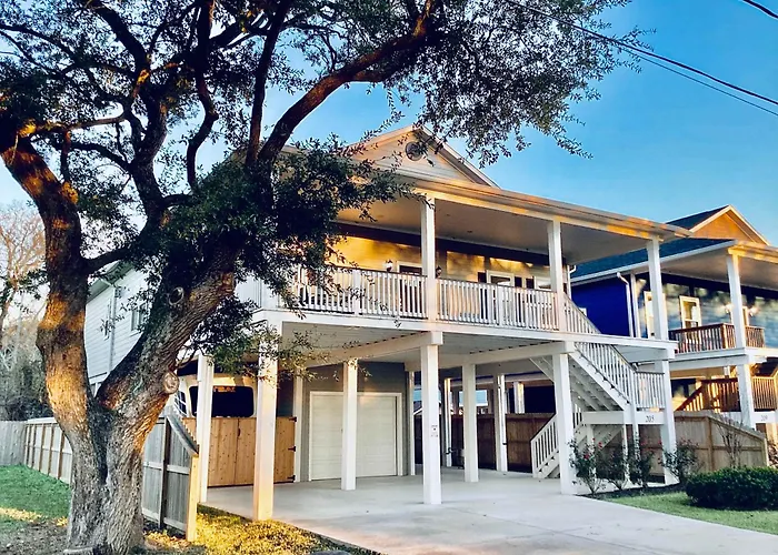 Luxe Lakehouse-Kemah For 8