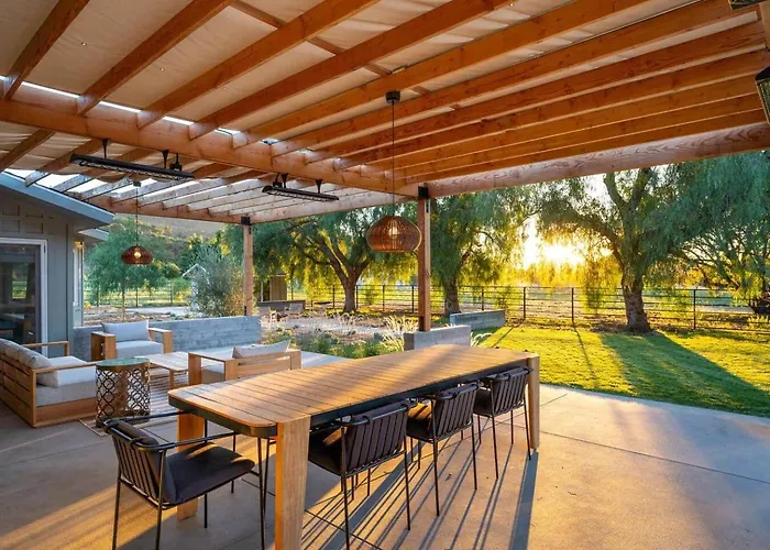 Ojai Valley - Pool And Pickle Ball