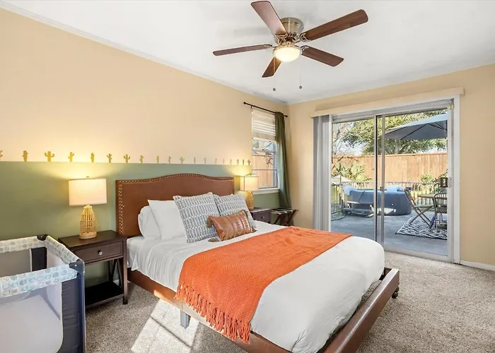 4Bd Cozy Escape Bbq & Private Hot Tub