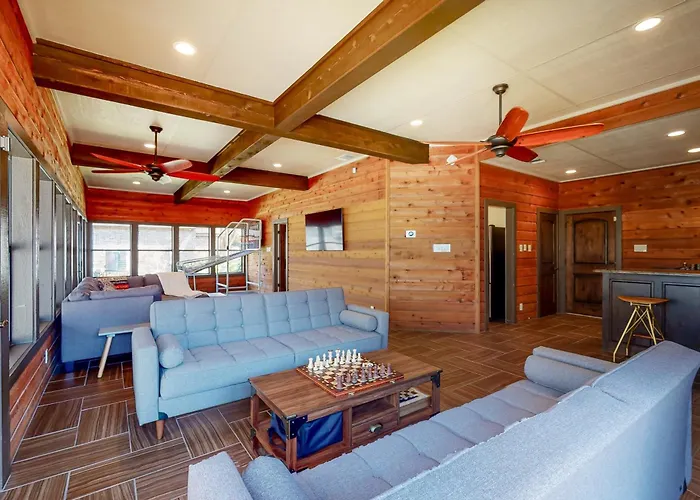 Lakefront Home With Hot Tub, Dock, Kayaks, Central Ac, & Great Lake Views