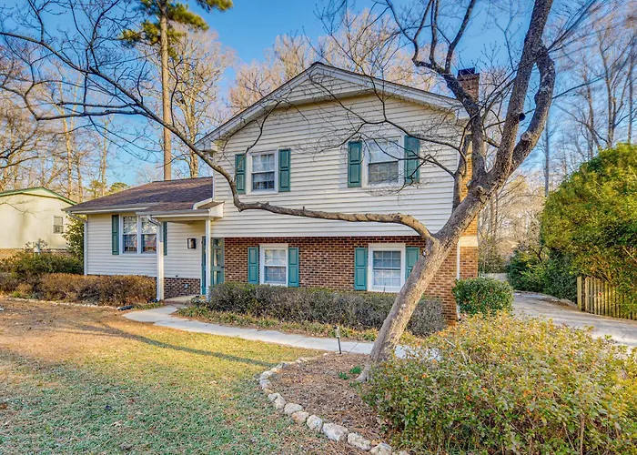 Home 1 Mi To Dtwn Cary! Easy Commute To Triangle