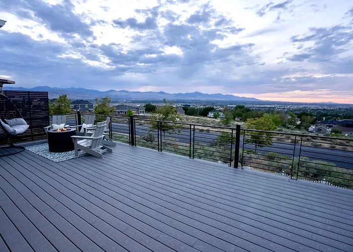 Spa Sauna Escape Sweeping Valley Views 6Br