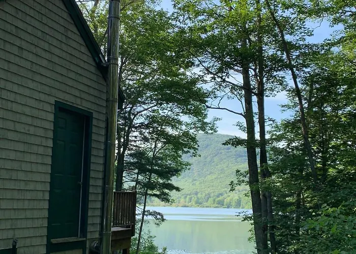 Quiet Lake Home 3 Mi From Camden!