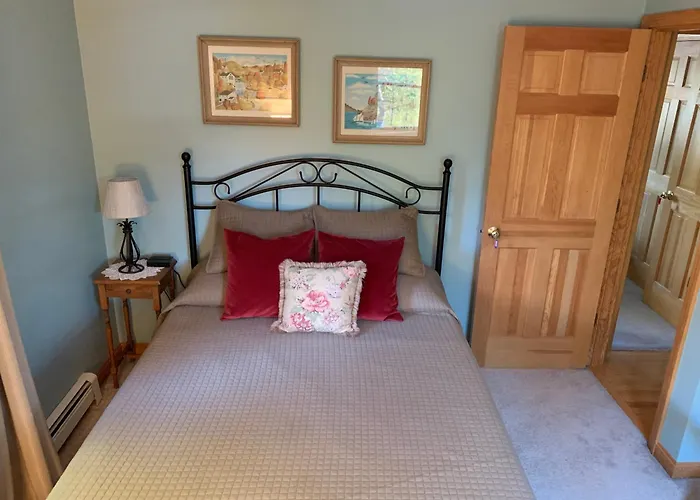 Pine & Harbor Private Rooms - Gateway To Cape Cod