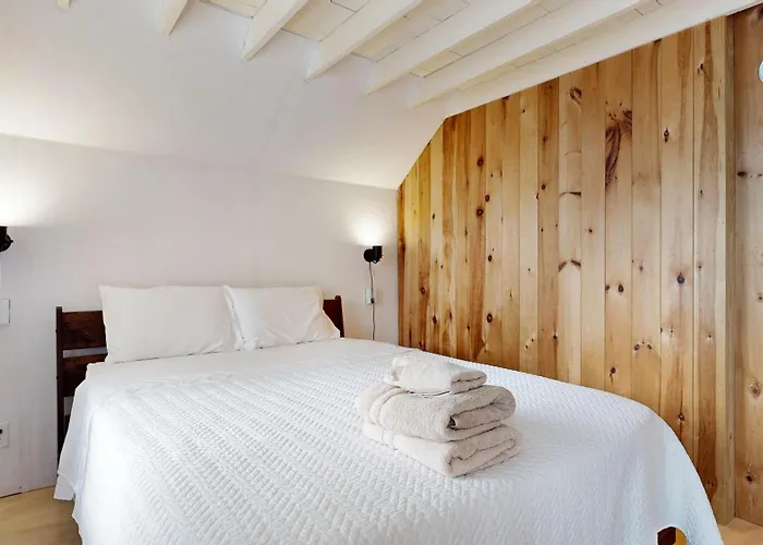 Tide & Timber By Bayley Vacation Rentals