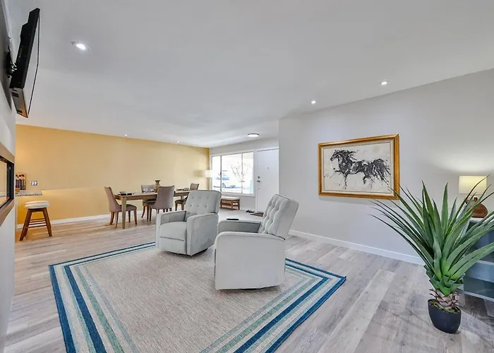 Modern Gem I 3Br, Ensuites, Fenced, Sunsets