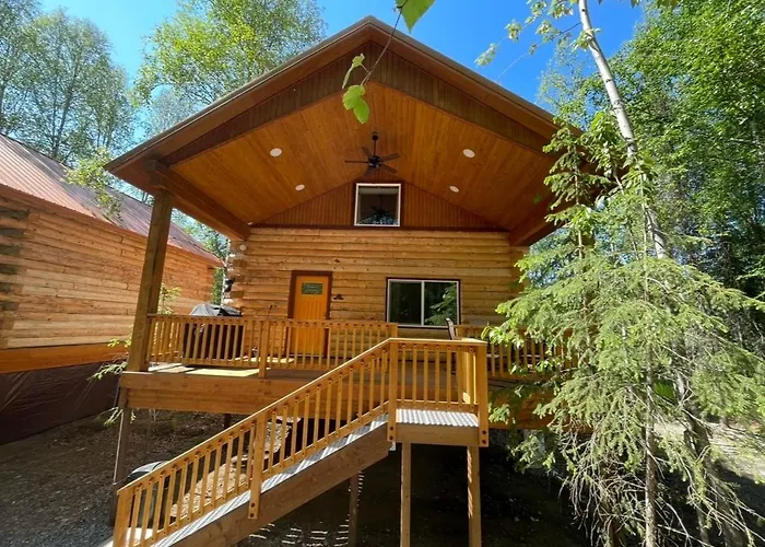 Riverfront, Authentic, Luxury Log Cabin-Bull Moose