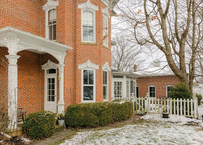 Boutique 1868 Victorian, Downtown Loudonville, Gateway To Mohican