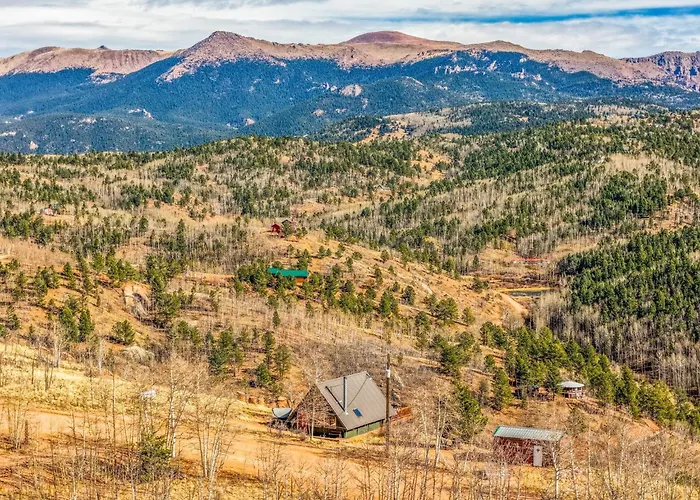 A-Frame Cabin With Hot Tub And Epic Pikes Peak Views