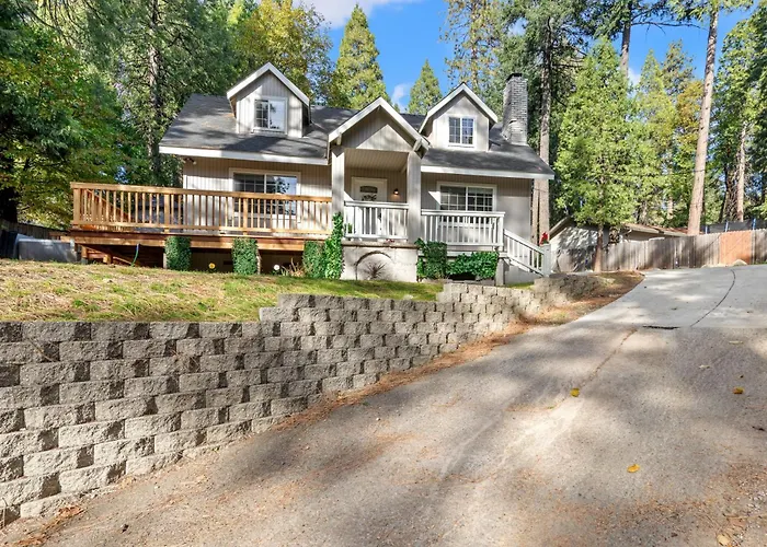 Luxury Cabin In Budget -Hot Tub -Apple Hills-Tahoe