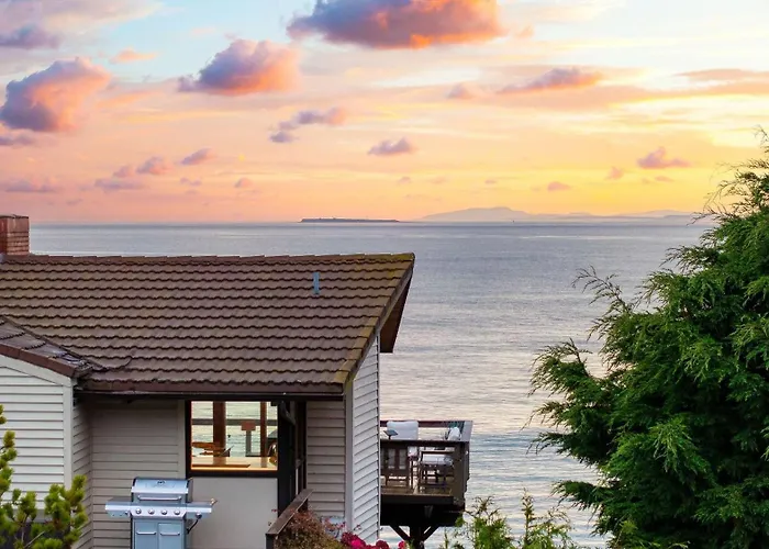 Salish Sea Escape By Avantstay