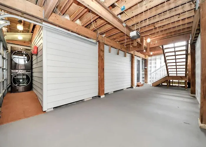Boardwalk Bungalow Family Fun For All - Sleeps 10