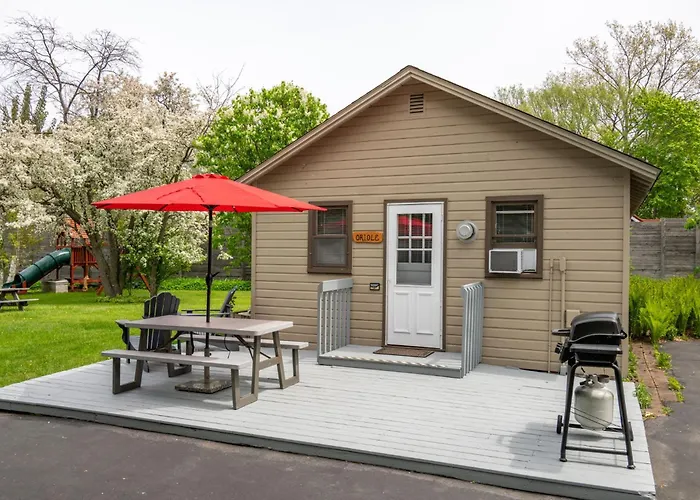 Fish Creek Cottages