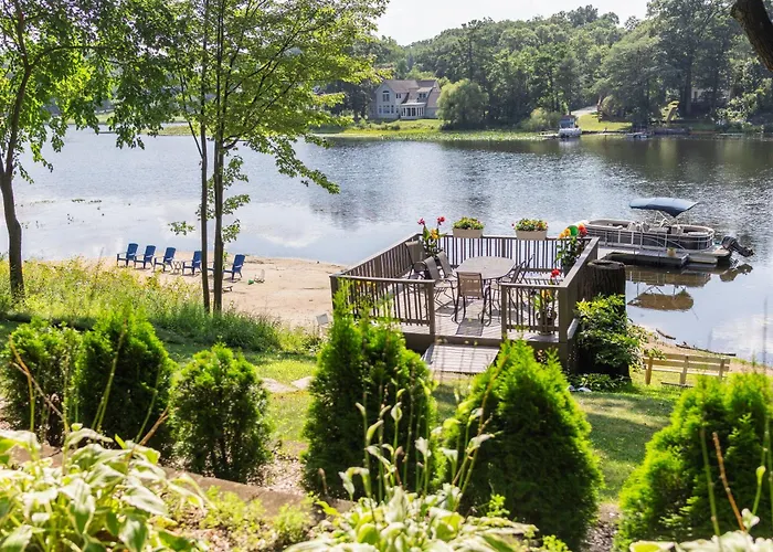 Luxury Lakefront Estate