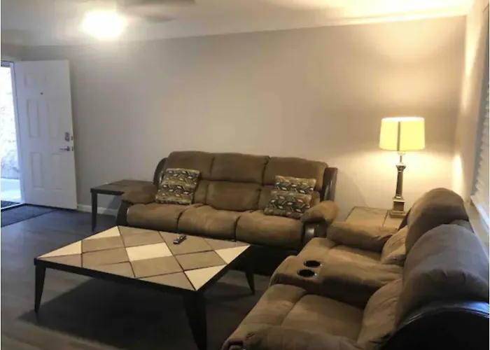 3Bed 2Bath Private Home Decatur