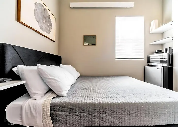 Cozy Micro Suite Unit 13 Sleeps 2 Minutes To Downtown
