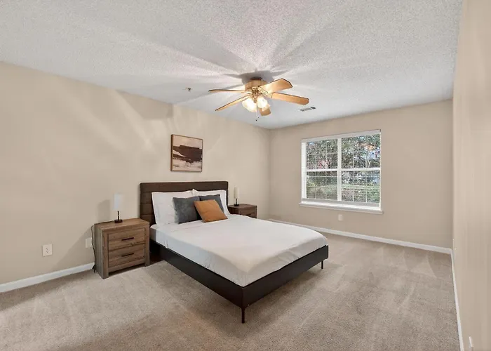 Spacious Condo Near Atlanta With Great Sleep