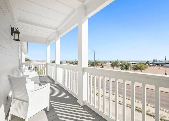 Extended Stay Friendly-Full Kitchen & Laundry
