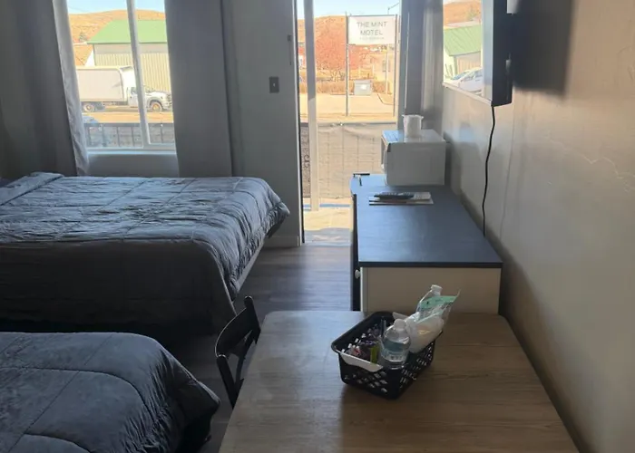 The Mint Motel