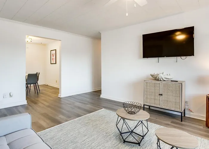 Waterfront Gem < 1 Mi To Dtwn Cambridge!