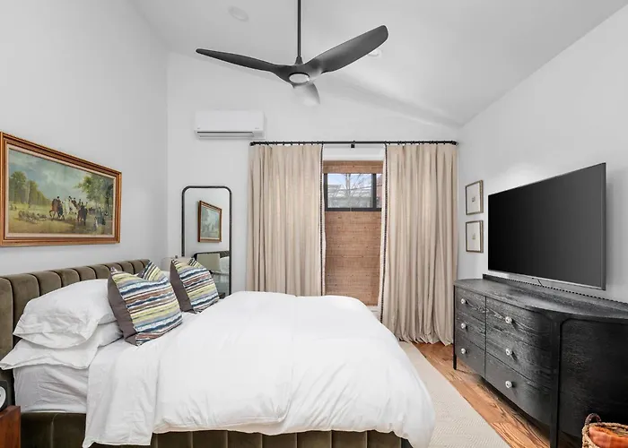 Modern Loft | Parking Included, Walk To Downtown