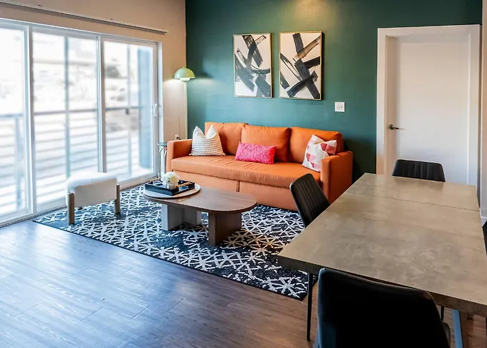 1St Floor 2B2B-Pool, Parking, Gym, 30Mnt To Austin