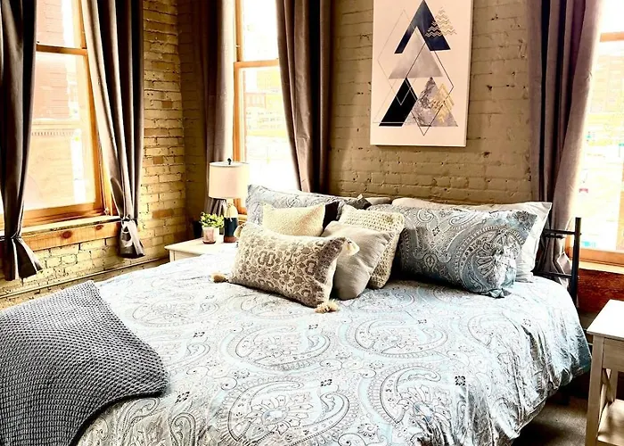 Loft On Lake Ave
