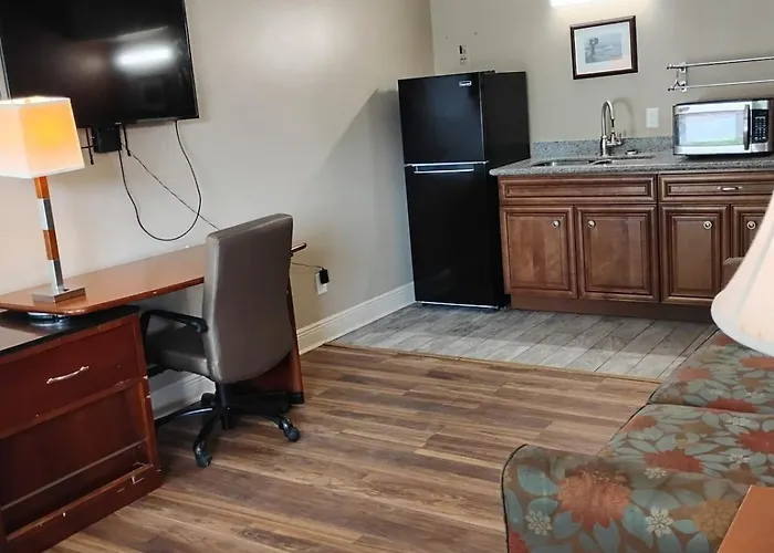 1 King Br1 Bath Apt With Full Kitchen 124