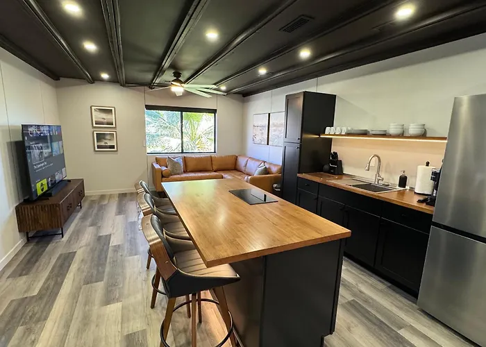 Modern Loft With Red Rock Views - Downtown St George