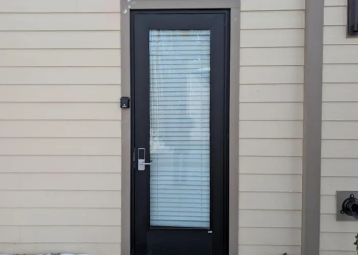 Peridot Suite - New 2Bdrm 2Bath Loft Near Mass!