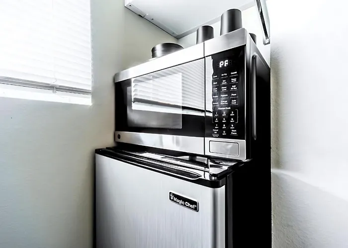 Cozy Micro Suite Unit 13 Sleeps 2 Minutes To Downtown